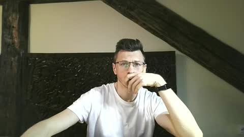 Andrew independent model 2000-0000 CET daily online show from May 20, 7:53 pm