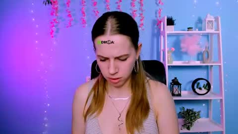 Sweet Lumi online show from July 1, 7:39 am