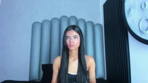 luna_bella_23 online show from May 16, 3:14 am