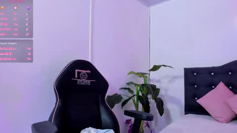 LUNA KITTY  online show from May 23, 12:23 pm