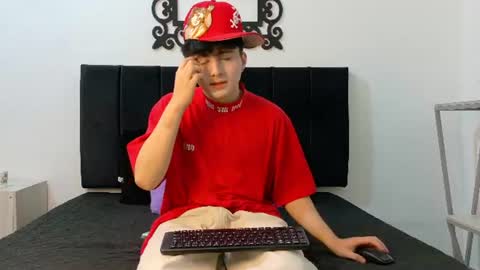 lunaydream online show from June 30, 11:53 am