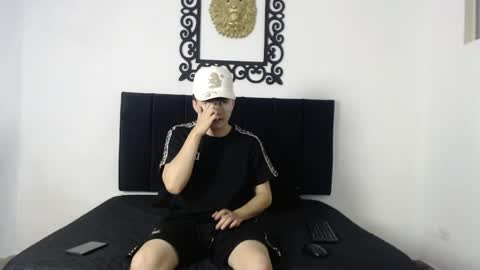 lunaydream online show from May 11, 12:23 pm