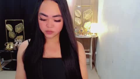Trina online show from May 5, 2:29 am