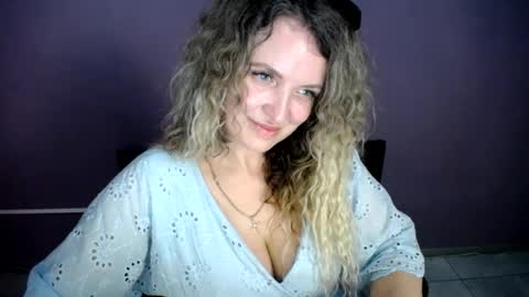 Donna online show from June 23, 2:01 pm