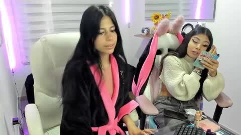 Lya Smit online show from May 27, 12:57 pm