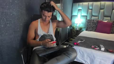 Lycan online show from July 3, 3:33 am