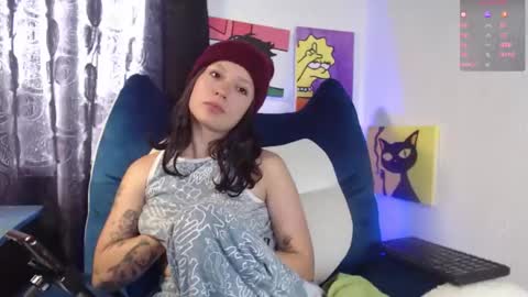 lyshana online show from June 10, 8:51 pm