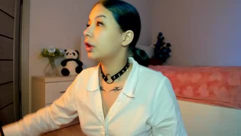 Melissa online show from July 2, 8:19 am