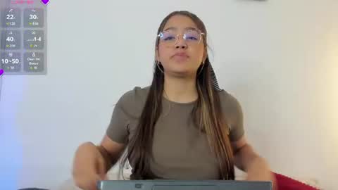 madelayn_torres online show from July 16, 1:14 pm