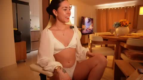 madisonlara online show from May 29, 7:34 pm