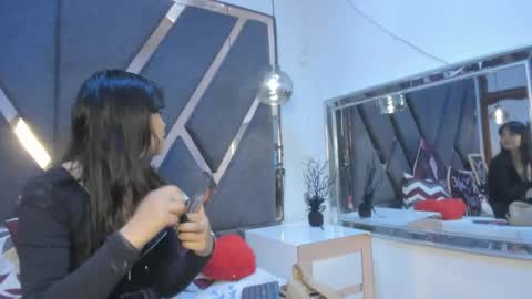 Kimy online show from May 25, 1:28 pm