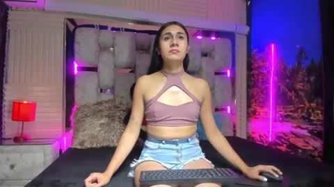 mahiara hot online show from June 1, 1:01 pm