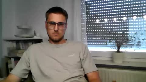 mahrcuhs online show from June 2, 3:14 pm