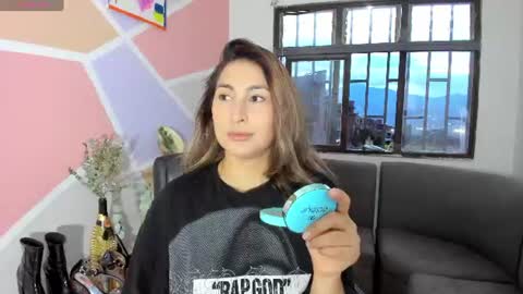   online show from July 18, 11:29 pm