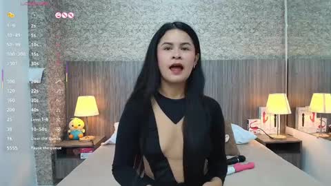   online show from May 5, 11:27 am