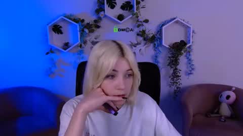 your dream  online show from June 24, 6:59 pm