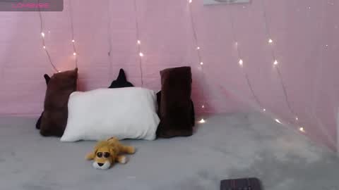 Mei  online show from May 27, 2:08 am