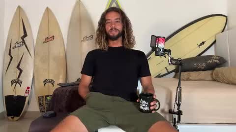 Mack  Makingmoans Twitter online show from July 17, 12:56 am