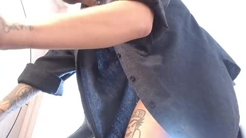 malek_xarx online show from May 18, 7:20 pm