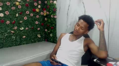 man_sant11 online show from May 26, 5:52 pm