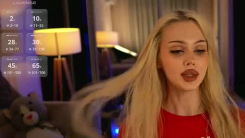 Amelie online show from July 13, 8:12 pm