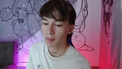 marco_777_ online show from May 1, 8:58 pm