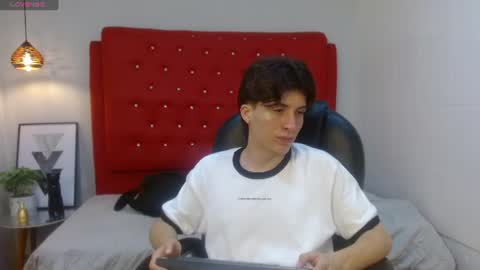 marcoviolet online show from July 5, 3:42 am