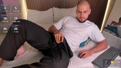 marcus_soler online show from May 8, 2:23 pm
