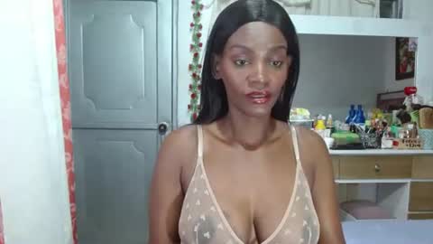 Alicia online show from June 25, 11:10 pm