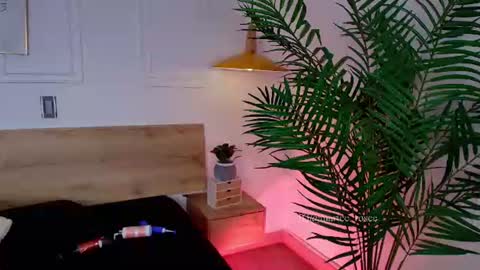 Mary online show from July 11, 3:11 am