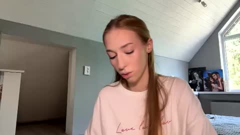 Amelia online show from June 21, 9:38 am