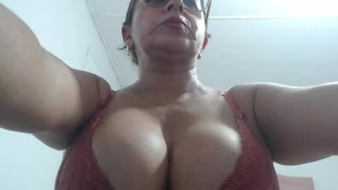 mariska_69 online show from July 22, 1:57 pm
