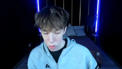 Mark online show from June 1, 8:37 am