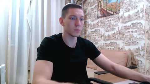 markbodrov online show from May 7, 6:14 pm