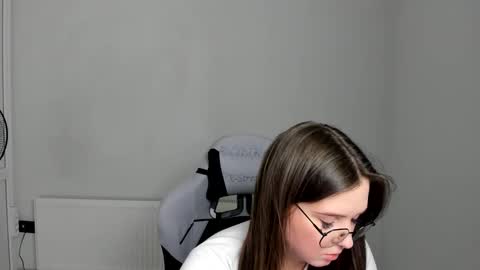 Alice online show from May 23, 7:37 am