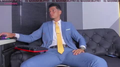 I am Massimo online show from June 1, 12:28 pm