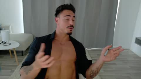 master_lukass online show from May 11, 4:04 pm