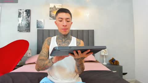 Matias Son online show from December 13, 7:21 pm
