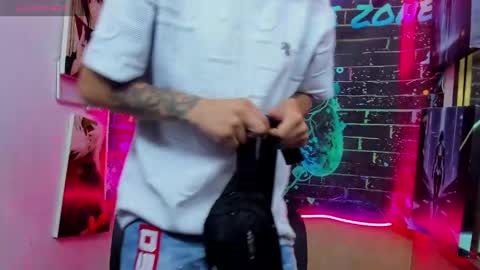 mattius_ online show from June 2, 4:14 am