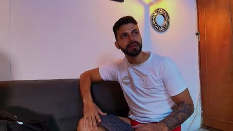 Max  Ashley online show from May 1, 1:49 pm