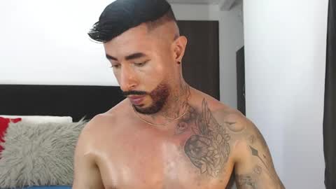Independent Model online show from May 20, 4:31 am