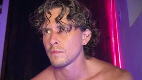 mcklister online show from May 25, 2:06 am