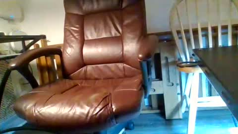 yung n hung online show from July 11, 2:49 am