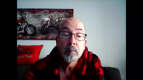me at home online show from May 31, 11:09 am