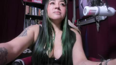 Goddess Sara online show from June 4, 8:48 pm