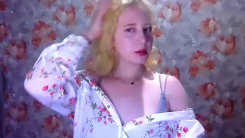Mel Mellie online show from June 29, 8:41 pm