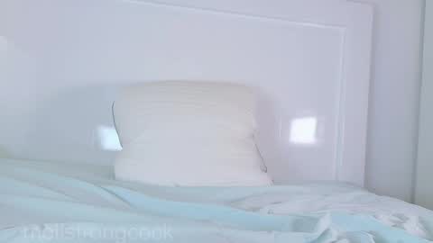 Meli    online show from May 26, 11:49 am