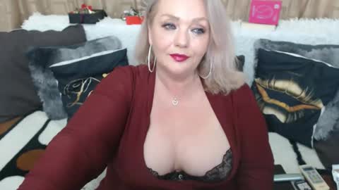 melyssamilfxxx online show from May 18, 4:07 am