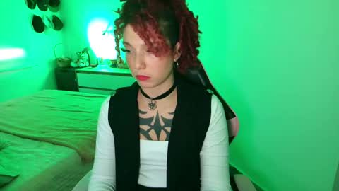 Miss Freckles online show from May 2, 9:09 pm