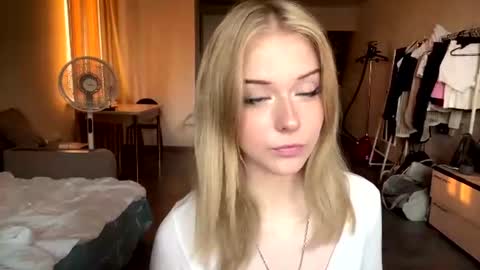 Lilith online show from June 19, 2:34 pm